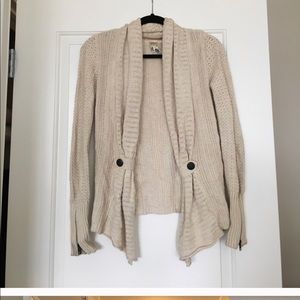 Guess cardigan